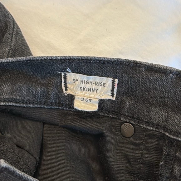 Madewell 9” High Rise Ripped Skinny Jeans - Picture 4 of 4